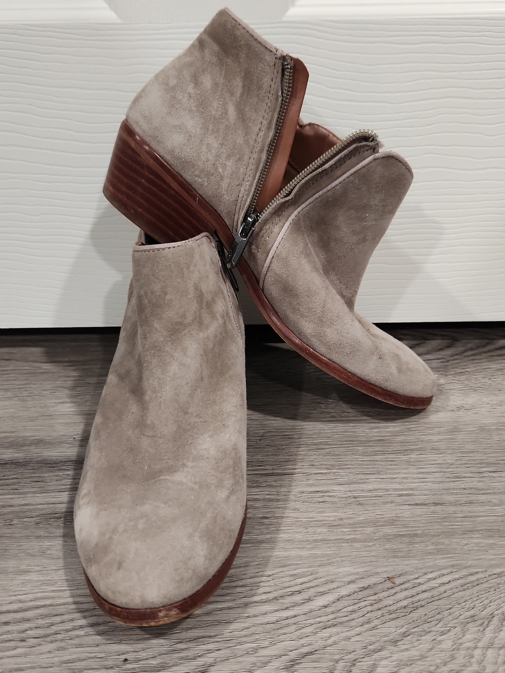 Sam Edelman Women’s 8M PETTY  Ankle Boots Taupe Gray Suede Zip